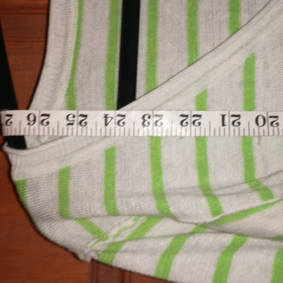 Aeropostale woman's size SP v-neck knitted striped oversized high-low sweater - Picture 7 of 11